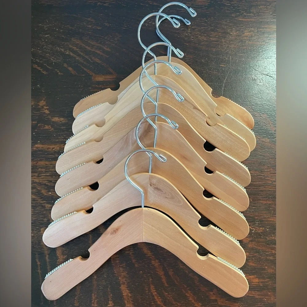 Set of 8 Natural Wood Kid’s Clothes Hangers - Cedar Tone
